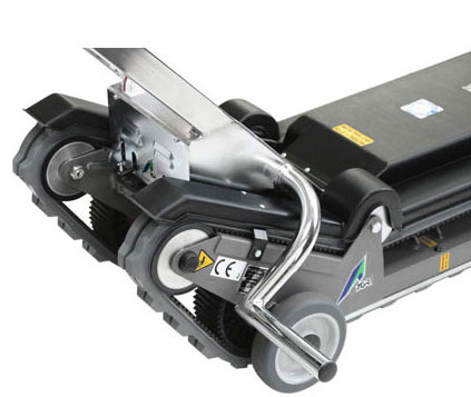 Cadeiras de rodas para subir escadas, Elevador de cadeiras de rodas em escadas, Transportador de cadeiras de rodas em escadas, Acessibilidade cadeiras de rodas em escadas, Escalador de escadas, Carrinho para subir escadas, Plataforma para subir escadas, assistencia tecnica freedom, assistencia tecnica cadeira de rodas, aluguel de cadeiras de rodas, venda de cadeiras de rodas, cadeiras escaladoras, escaladores de escada, escalador de escada, cadeira escaladora